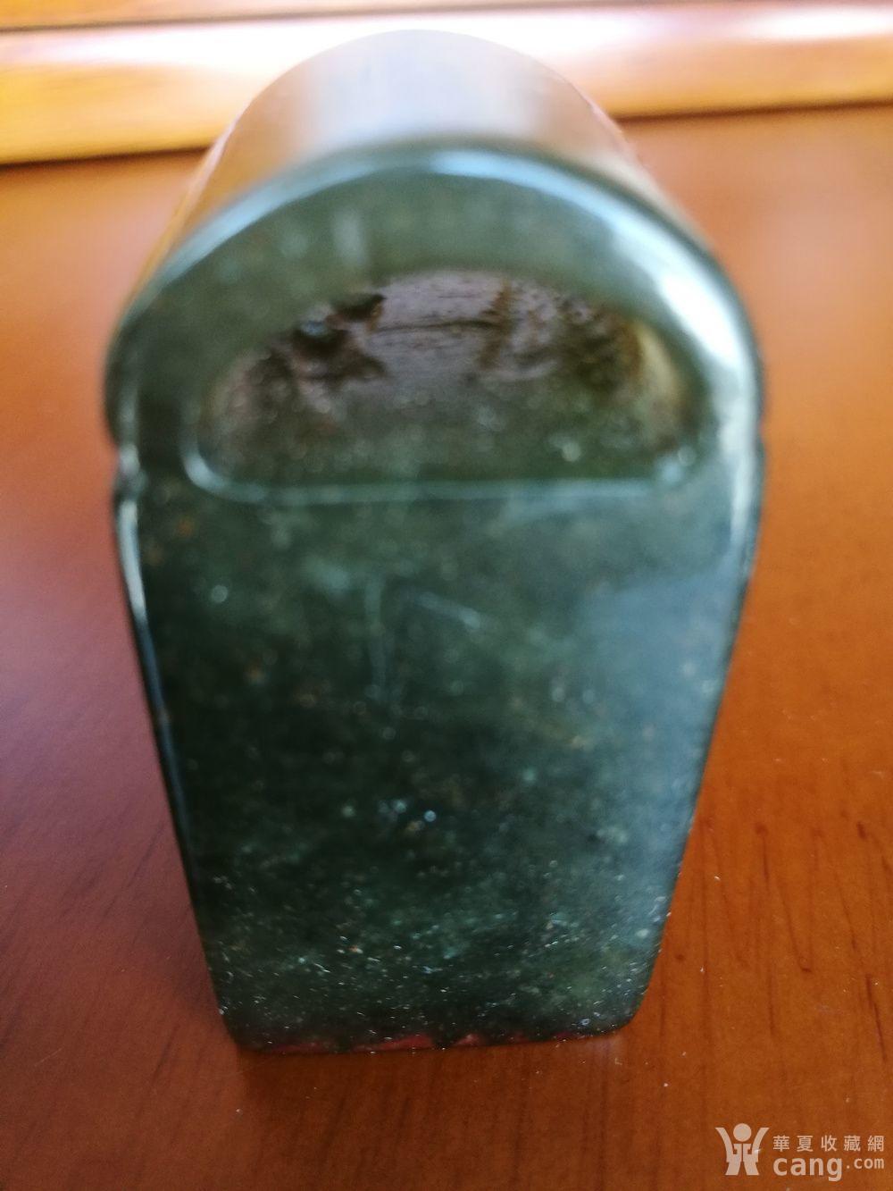 真品 清,徐新周作 寿山艾叶绿冻石闲章71克