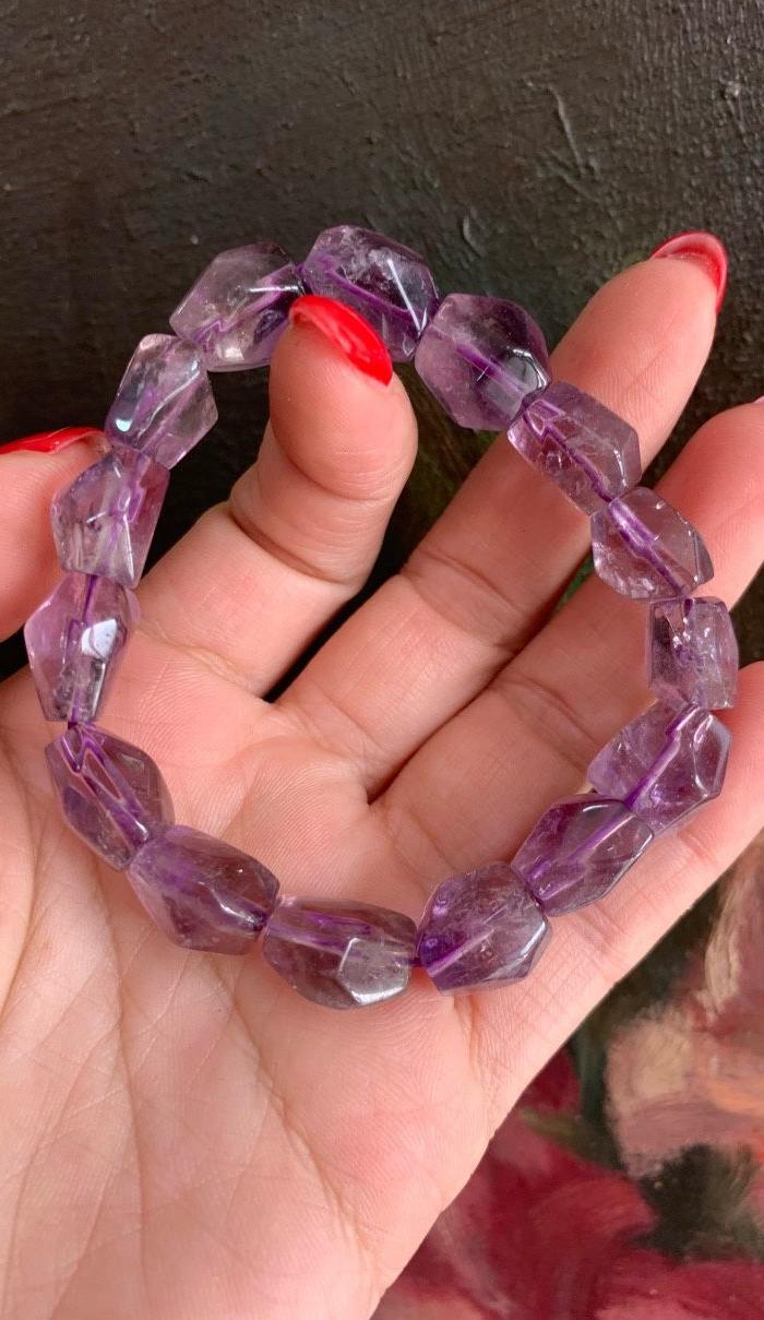 8038欧洲回流多面切割随形紫水晶手串