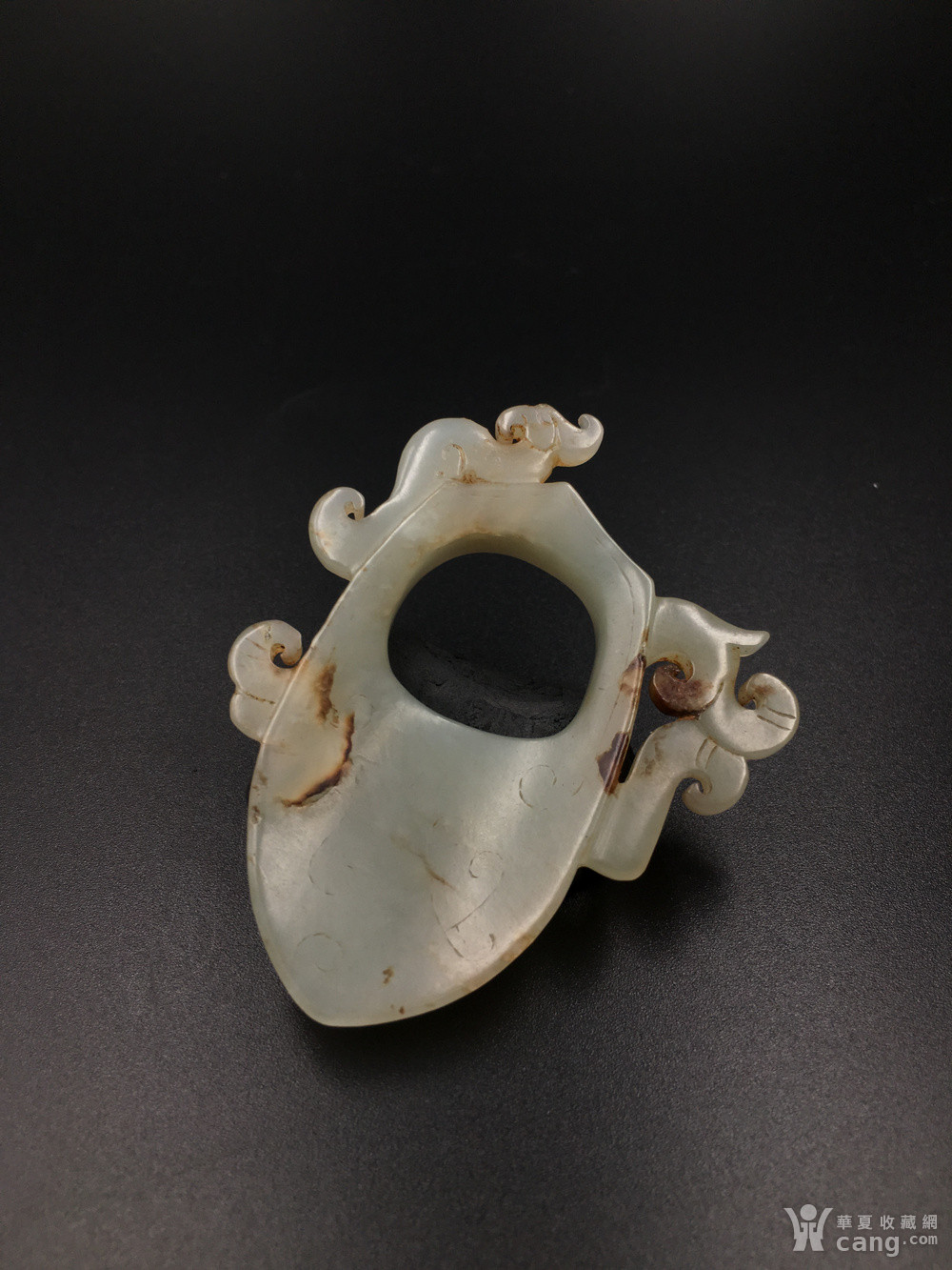 旧藏和田玉鸡心佩